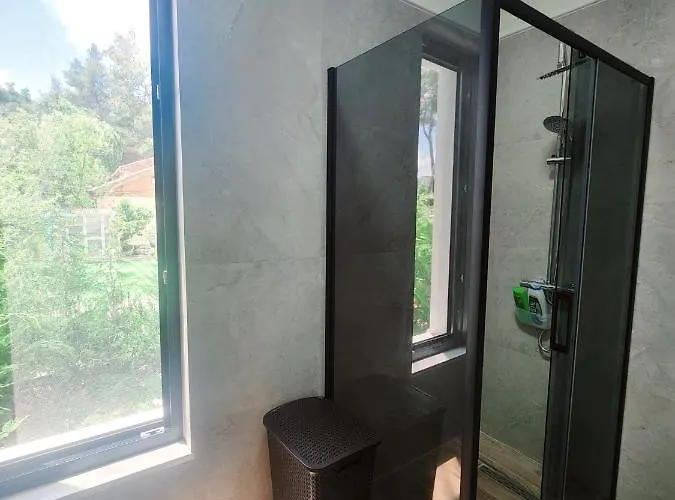 Pinetrees Penthouse @ The